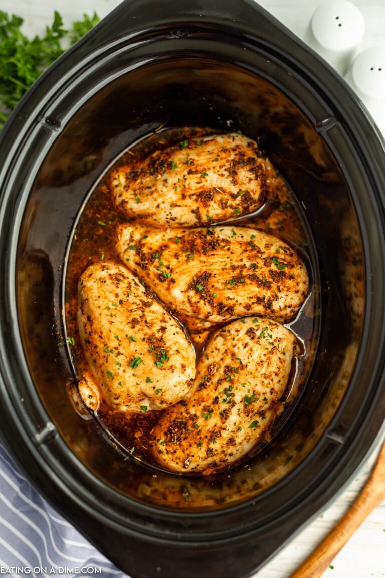 Put Chicken Breasts in a Slow Cooker With This Sauce