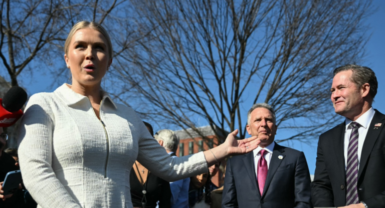 ‘DON’T SCREAM AT THEM’: Karoline Leavitt Rips Reporters